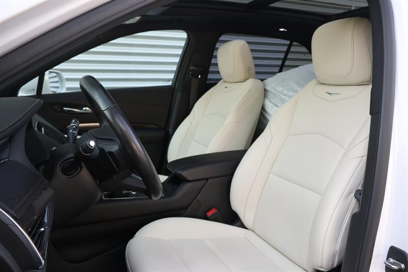 cadillac XT4 2020 - 11