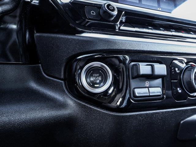 chevrolet Silverado 1500 2025 - 25
