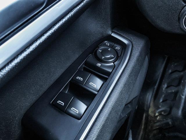 chevrolet Silverado 1500 2025 - 19