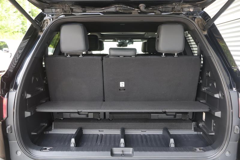 toyota Sequoia 2025 - 10