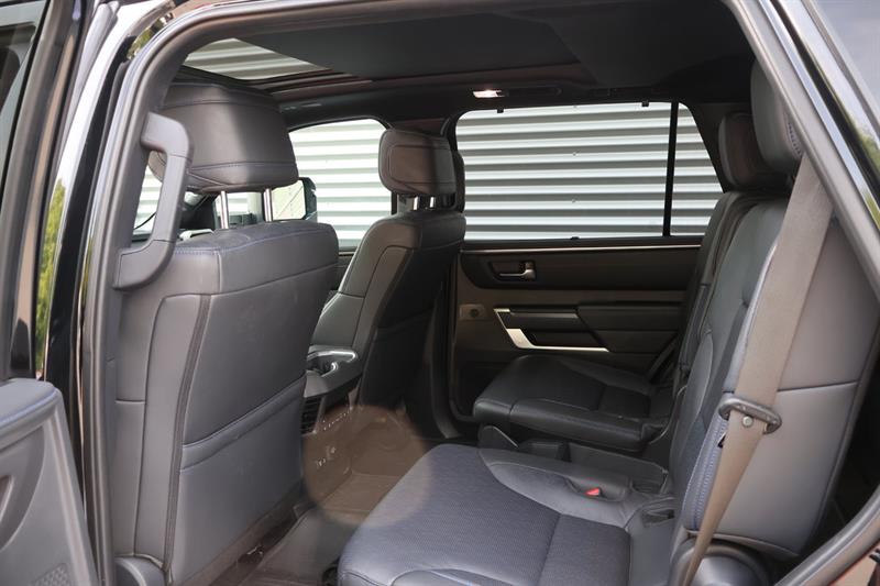 toyota Sequoia 2025 - 18