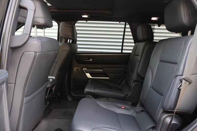 toyota Sequoia 2025 - 20