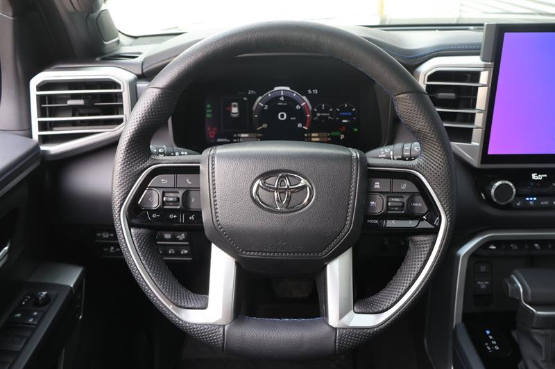 toyota Sequoia 2025 - 25