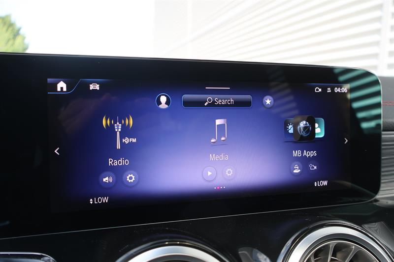 mercedes-benz EQB 2024 - 18