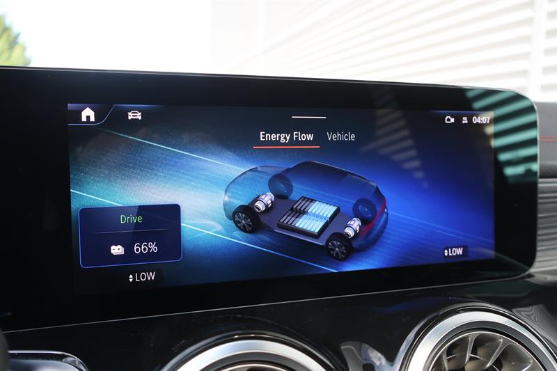 mercedes-benz EQB 2024 - 22