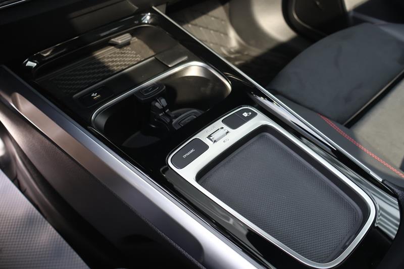 mercedes-benz EQB 2024 - 26