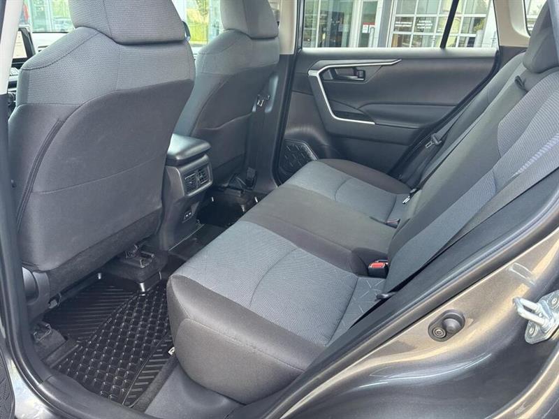 toyota RAV4 2025 - 12