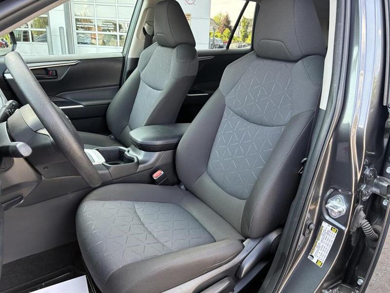 toyota RAV4 2025 - 16