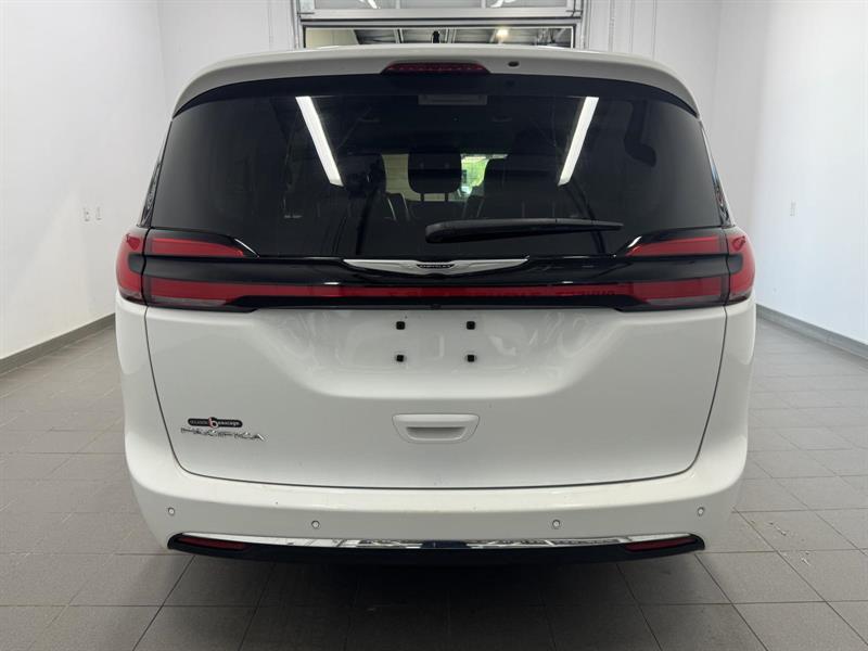 chrysler Pacifica 2024 - 5