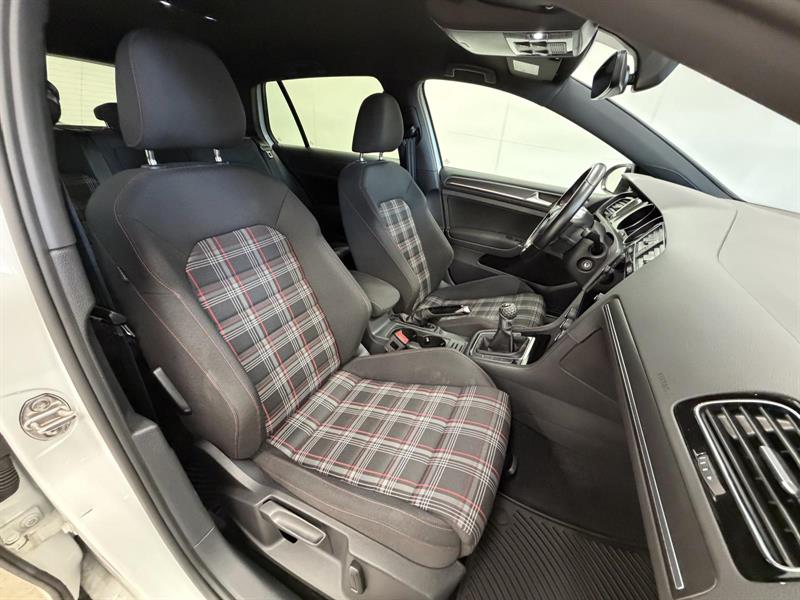 volkswagen GTI 2018 - 16
