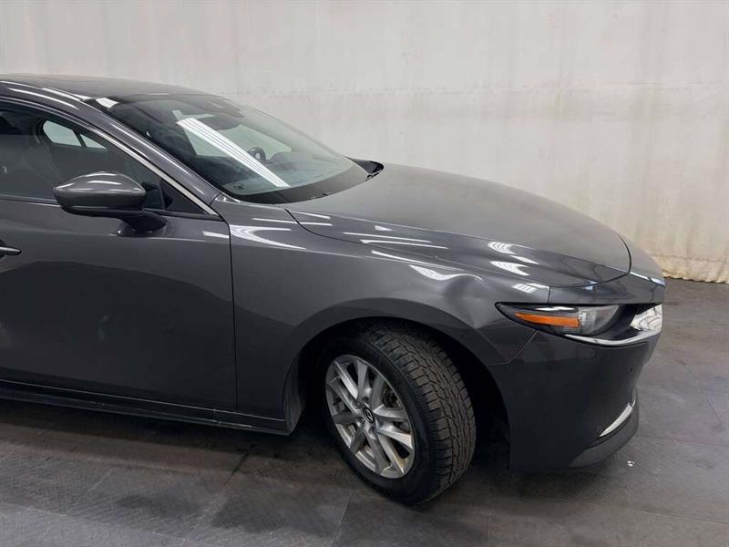 mazda Mazda3 2021 - 13