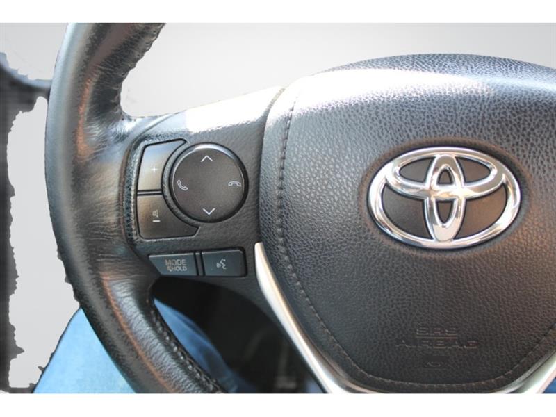 toyota Corolla 2019 - 13