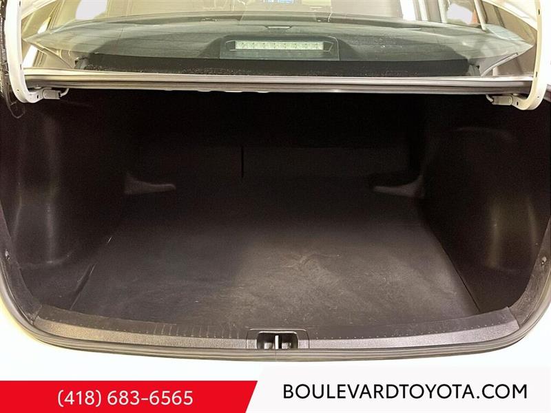 toyota Corolla 2022 - 18