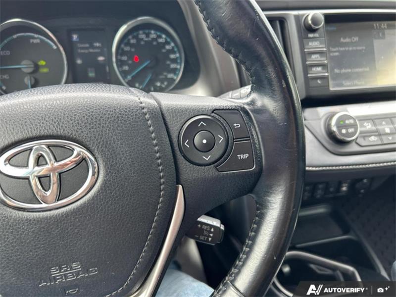 toyota RAV4 Hybrid 2016 - 19