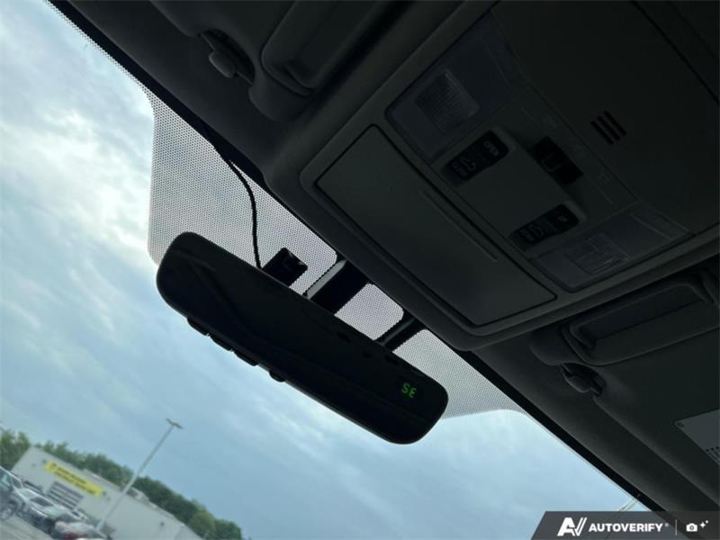toyota RAV4 Hybrid 2016 - 24