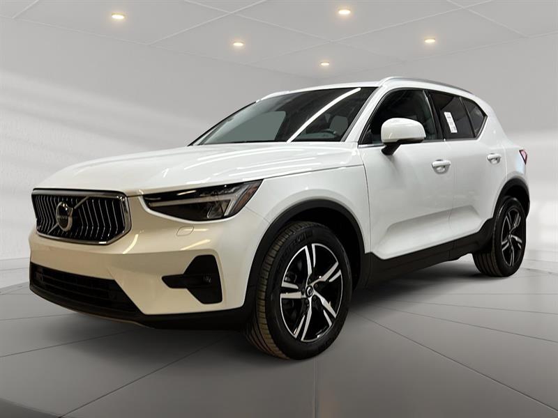 volvo XC40 2023