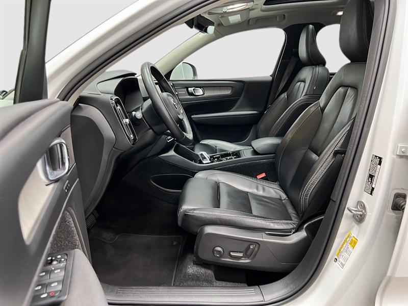 volvo XC40 2023 - 7
