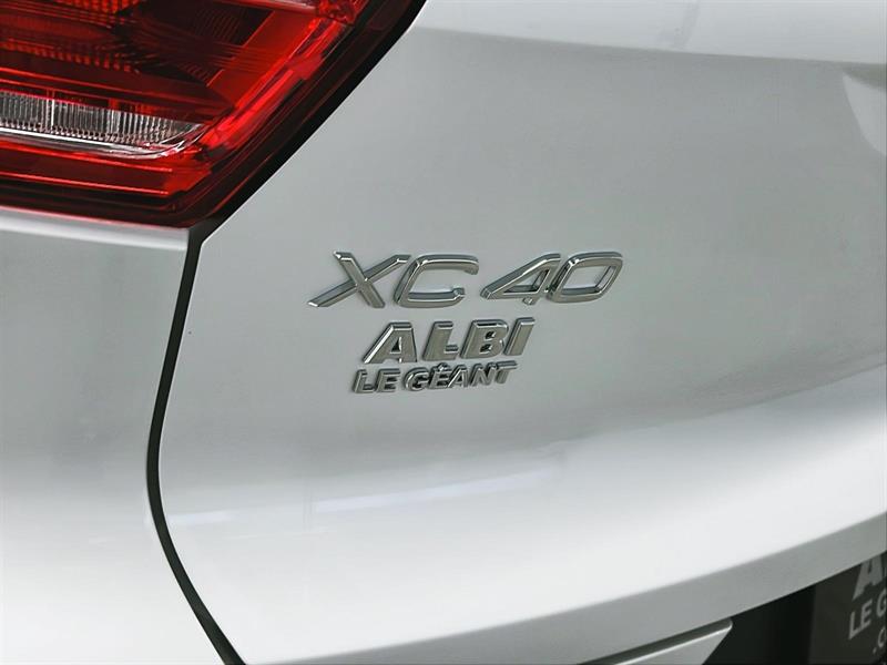 volvo XC40 2023 - 29