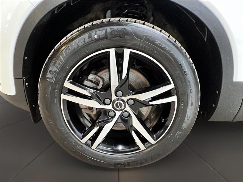 volvo XC40 2023 - 32