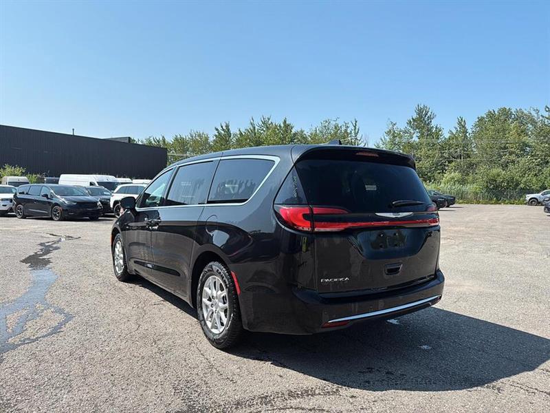 chrysler Pacifica 2023 - 5