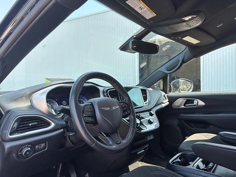 chrysler Pacifica 2023 - 11