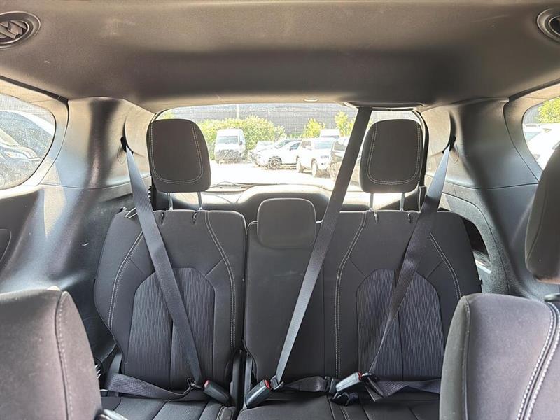 chrysler Pacifica 2023 - 15