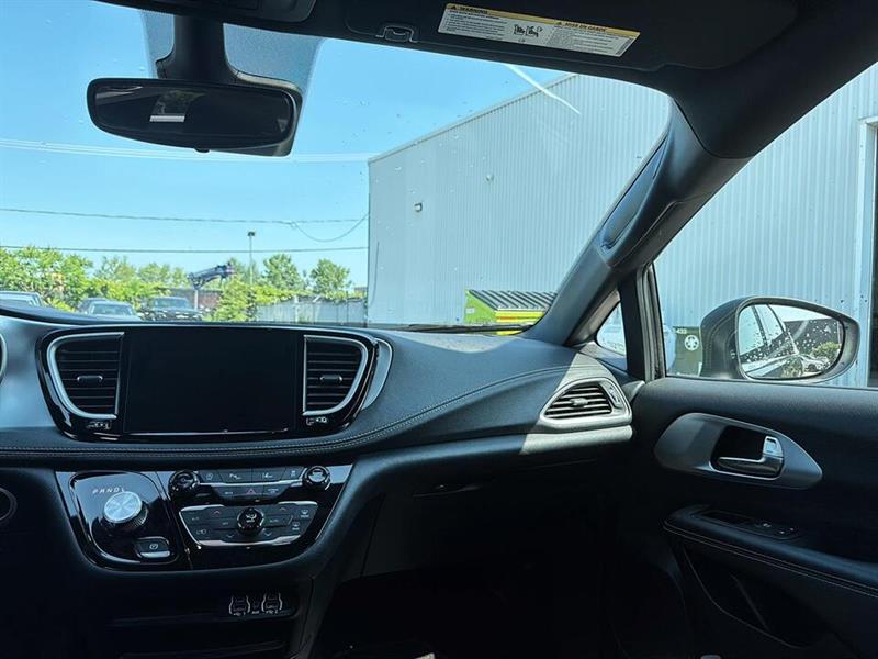 chrysler Pacifica 2023 - 19