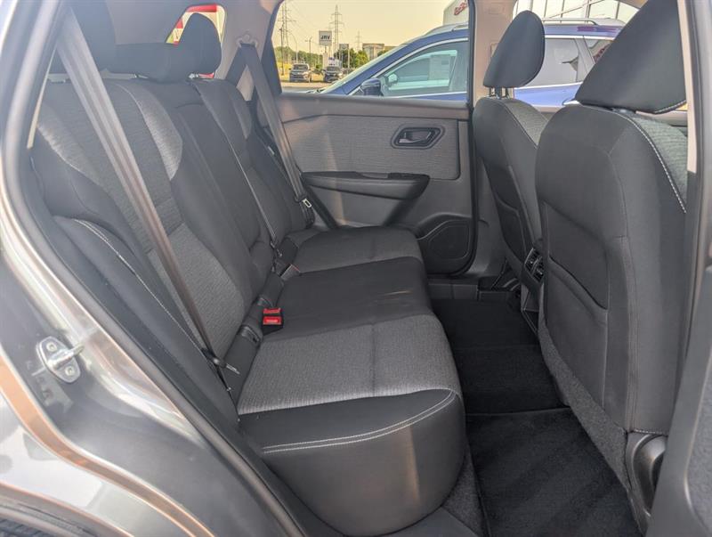 nissan Rogue 2021 - 23