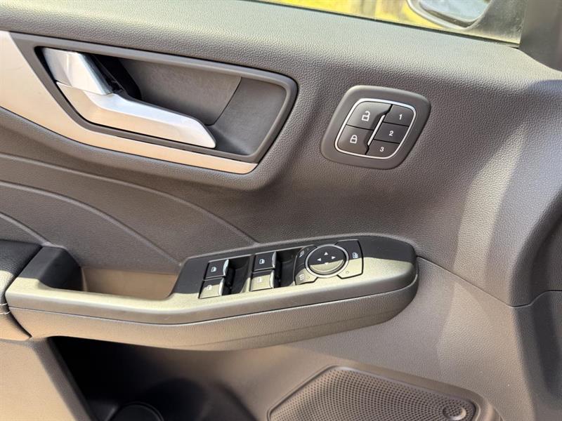 ford Escape 2021 - 32