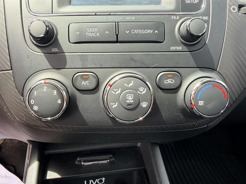 kia Forte 2015 - 20