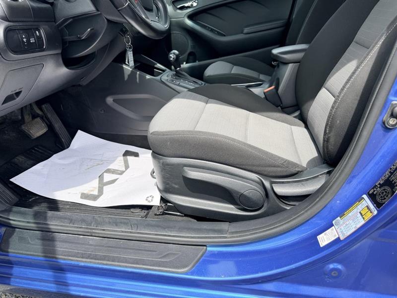 kia Forte 2015 - 29