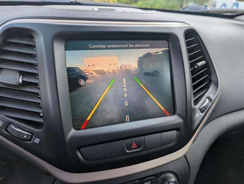 jeep Cherokee 2015 - 18