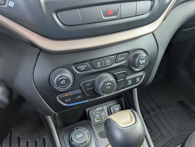 jeep Cherokee 2015 - 20