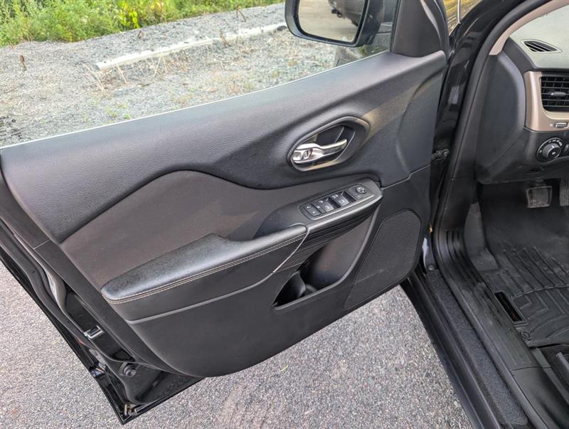 jeep Cherokee 2015 - 28