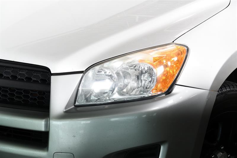 toyota RAV4 2011 - 7