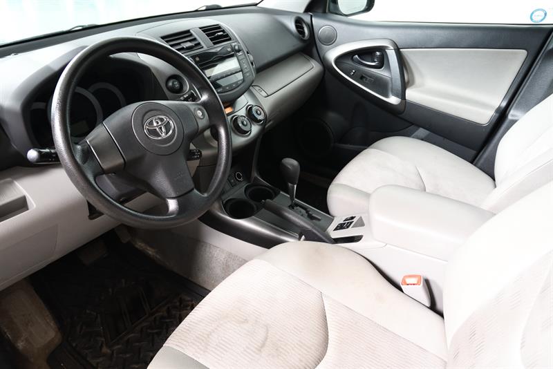 toyota RAV4 2011 - 12