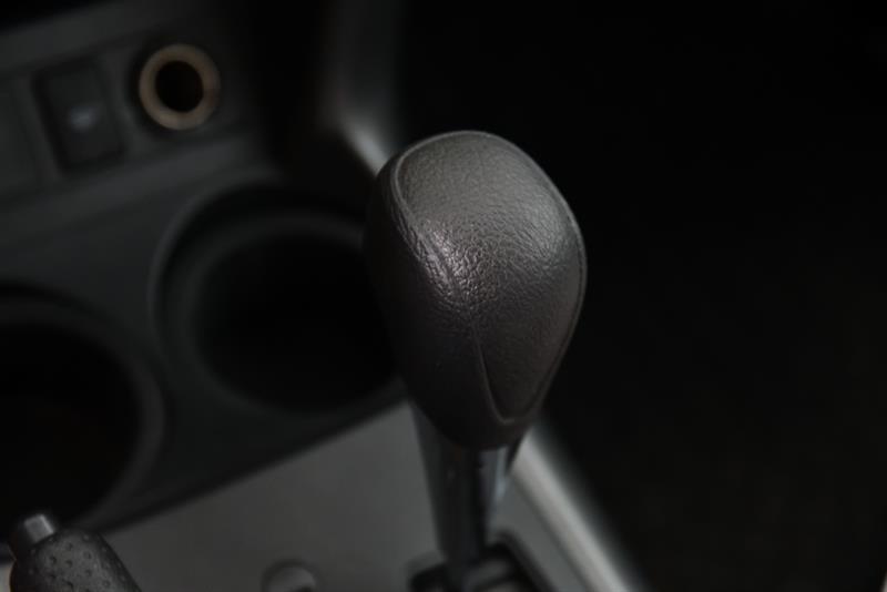 toyota RAV4 2011 - 21