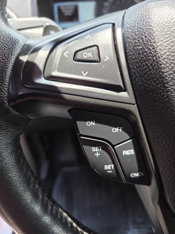 ford Edge 2022 - 18