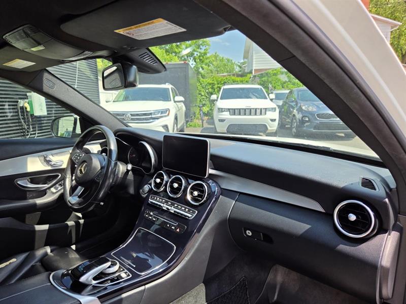 mercedes-benz C 300 2018 - 10
