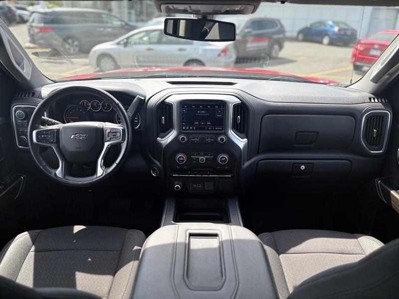 chevrolet Silverado 1500 2022 - 14