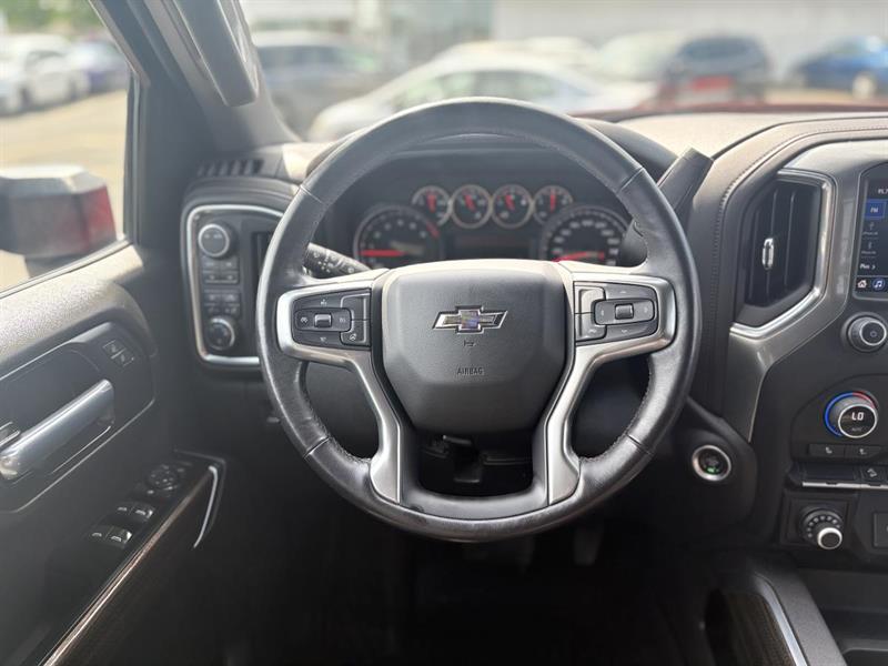 chevrolet Silverado 1500 2022 - 17