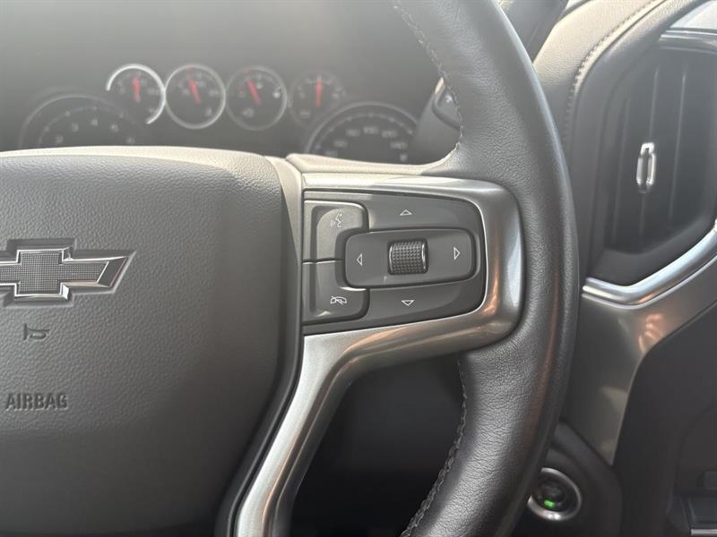 chevrolet Silverado 1500 2022 - 19