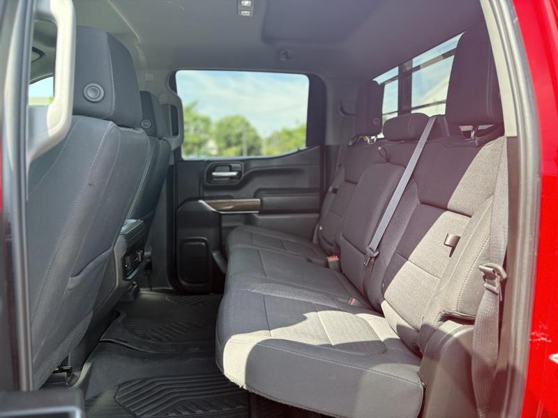 chevrolet Silverado 1500 2022 - 24