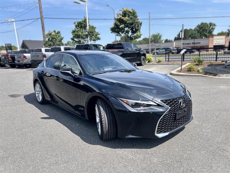lexus IS 300 2021 - 4
