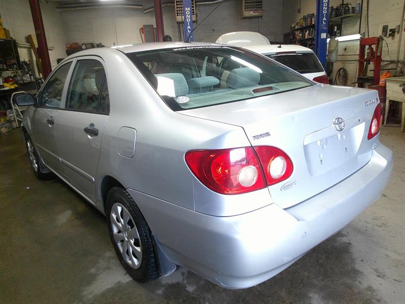 toyota Corolla 2006 - 8