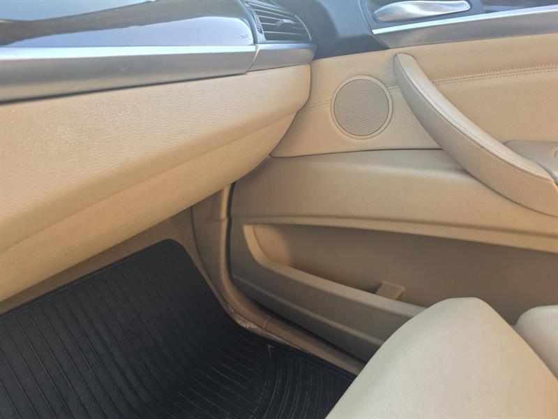 bmw X5 2012 - 24