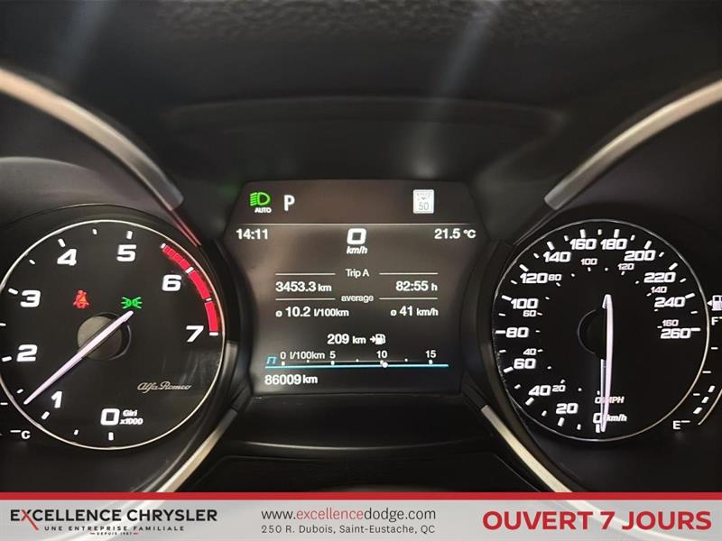alfa romeo Stelvio 2021 - 16