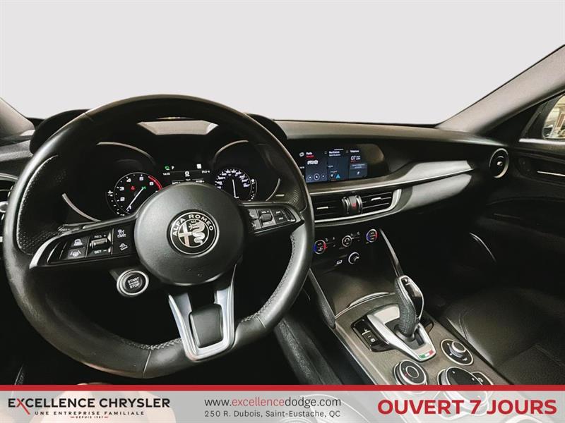 alfa romeo Stelvio 2021 - 17