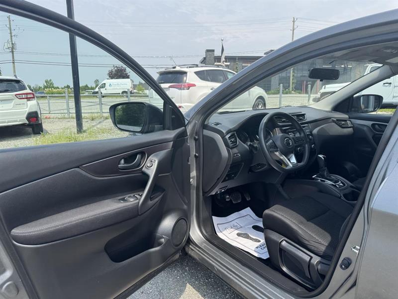 nissan Qashqai 2018 - 10