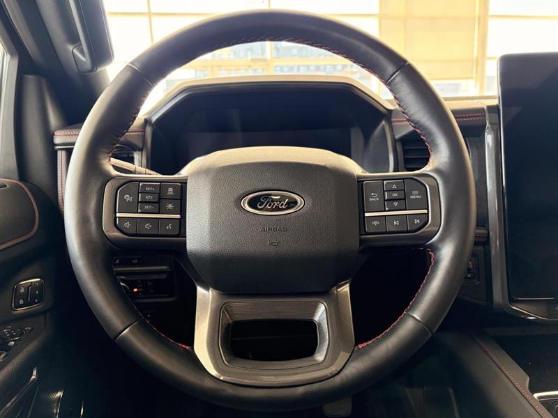 ford Expedition 2023 - 13
